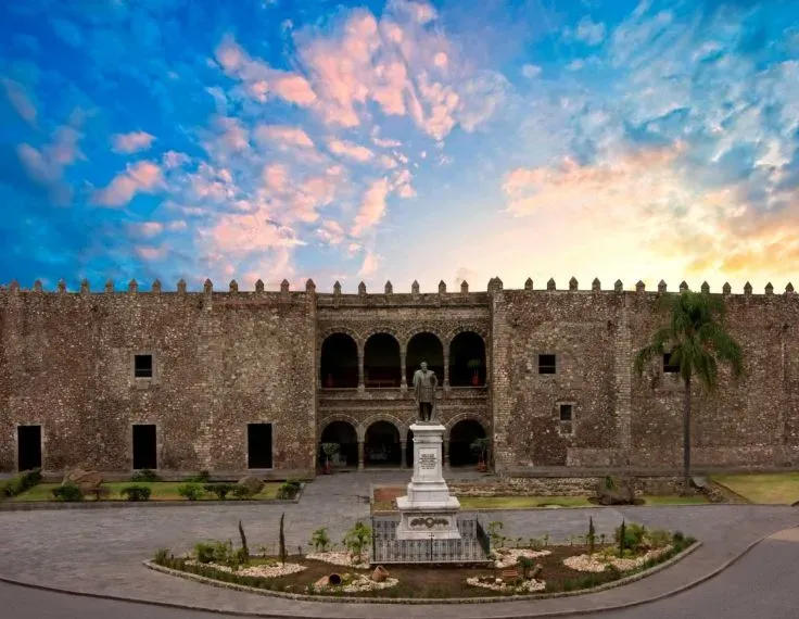 What to do in Cuernavaca? Rent a car at Dollar and discover Cuernavaca